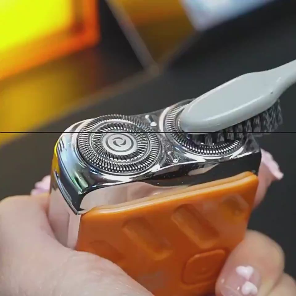 Mini rechargeable rotary travel shaver, view 14